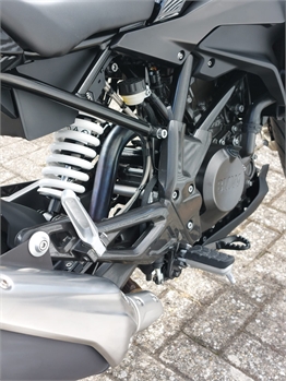 BMW G 310 R