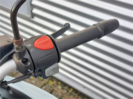 BMW F 650 CS Scarver