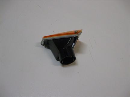 Knipperlicht huis rechts voor