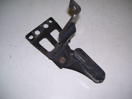 Voetsteun links voor