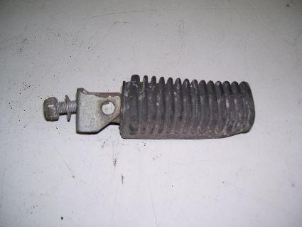 Voetsteun links achter